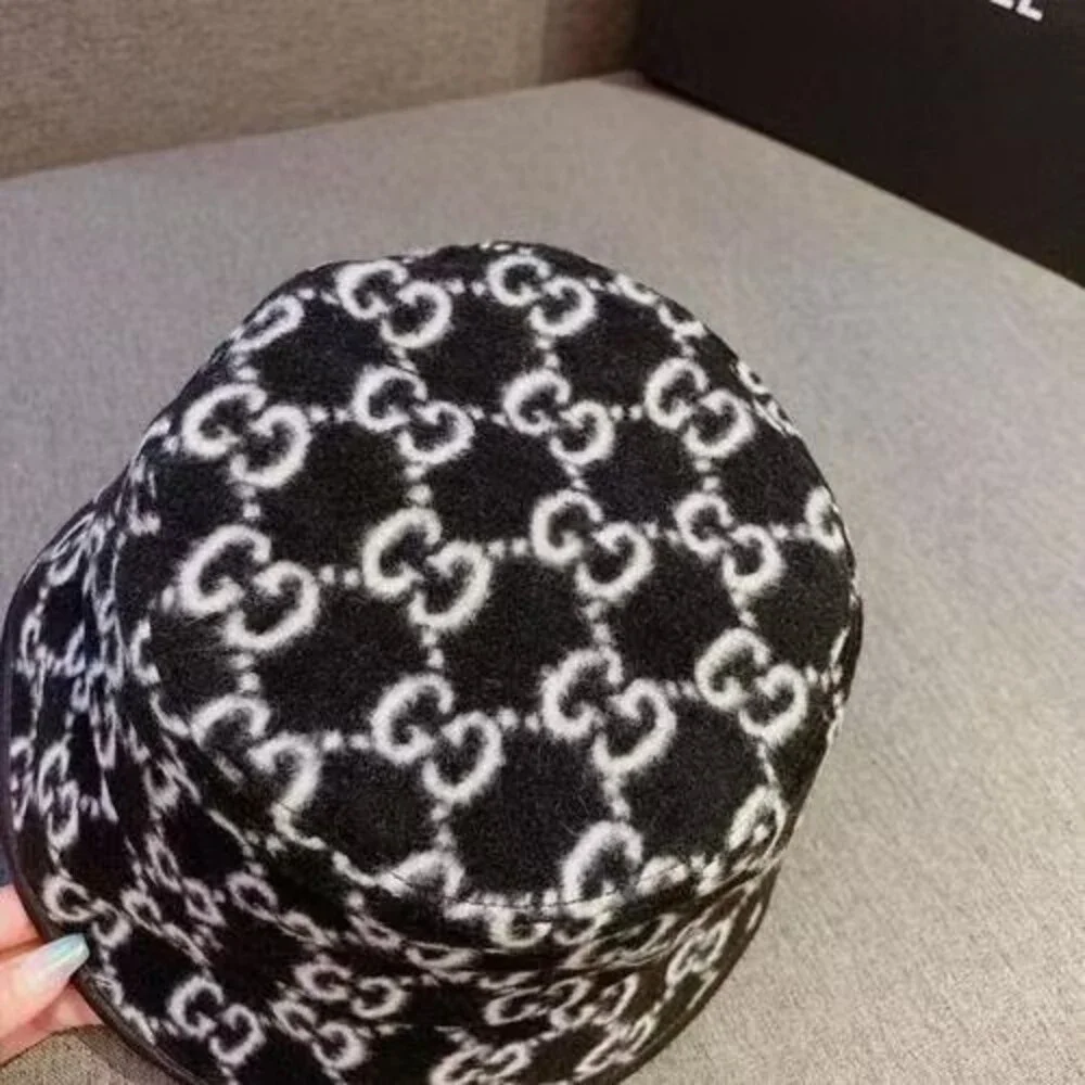Gucci GG Pattern Wool Bucket Hat - Picture 2 of 4